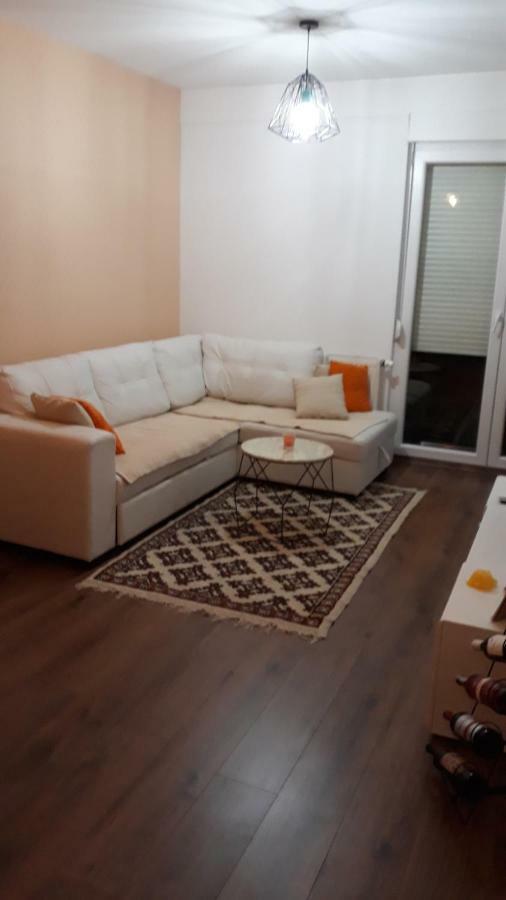 Apartman Jelena Apartment Modrica Ngoại thất bức ảnh